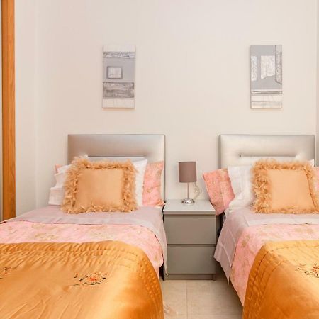 דירות Jacarilla Residential Jardin Del Pintor - La Casa Amarilla מראה חיצוני תמונה