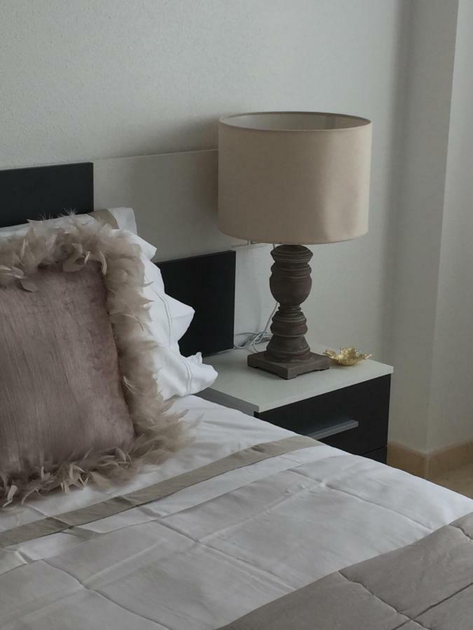 דירות Jacarilla Residential Jardin Del Pintor - La Casa Amarilla מראה חיצוני תמונה