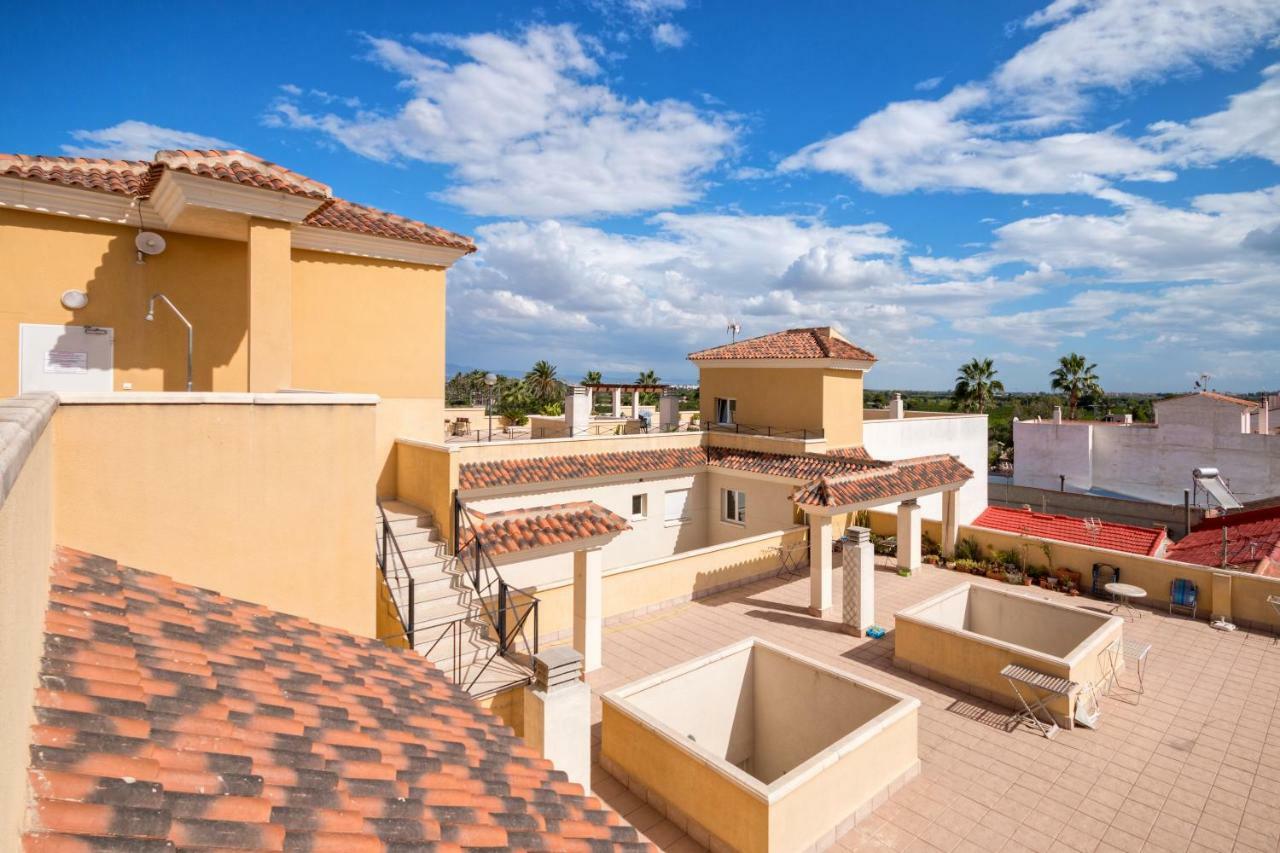 דירות Jacarilla Residential Jardin Del Pintor - La Casa Amarilla מראה חיצוני תמונה